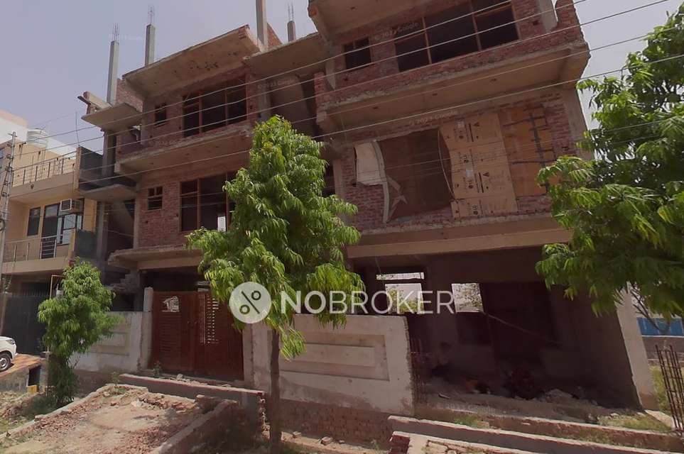 2 BHK Villa In Sector 76 for Rent  In Spectrum Metro Mall