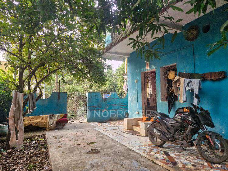 1 BHK House For Sale  In 11112, 10 Th Street Gandhi Nagar, Red Hills, Padianallur, Tamil Nadu 600052, India