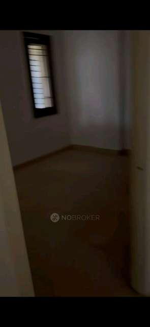 Single Room for Female In 3 BHK  In Srivasam Apartments In Godrej Apartments, 1st Cross Rd, Hebbal Kempapura, Bengaluru, Karnataka 560024, India