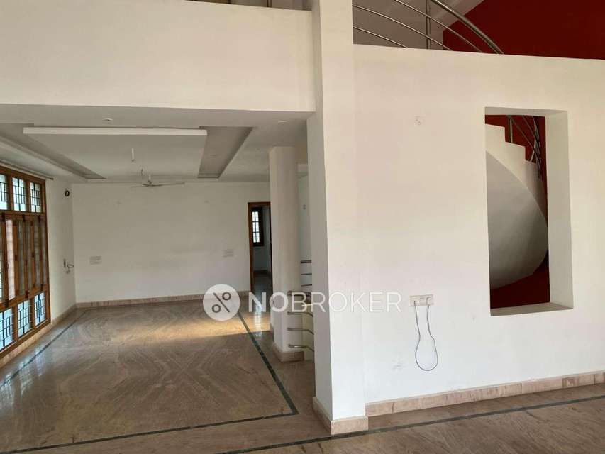 4 BHK Villa For Sale  In Tirumalagiri