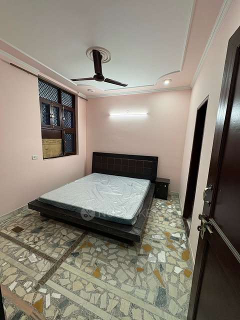1 BHK House for Rent  In Sector 39 