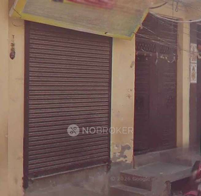 Shop in Bindapur, Delhi for sale