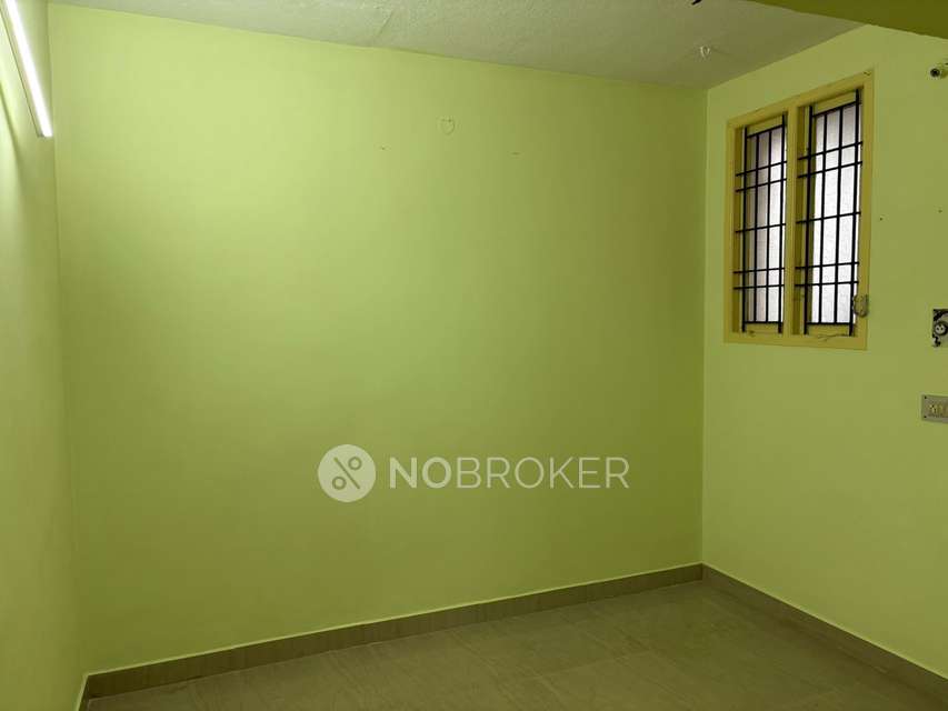 2 BHK Flat In Moon Light Sonata, Pozhichalur For Sale  In Anjineyar Kovil