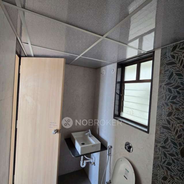 2 BHK Flat In Kohinoor Courtyard One for Rent  In Wakad