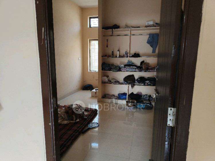 Shared Room for Male In 2 BHK  In Bhel, Kailashnagar In F8x8+g87, Near Sweatha Garden, Beside Dtdc, Kailash Nagar, Chanda Nagar, Hyderabad, Ramachandrapuram, Telangana 502032, India