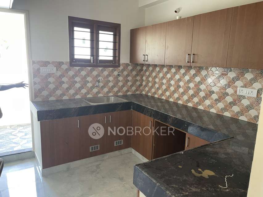 2 BHK Flat In Apartment for Rent  In Perungudi