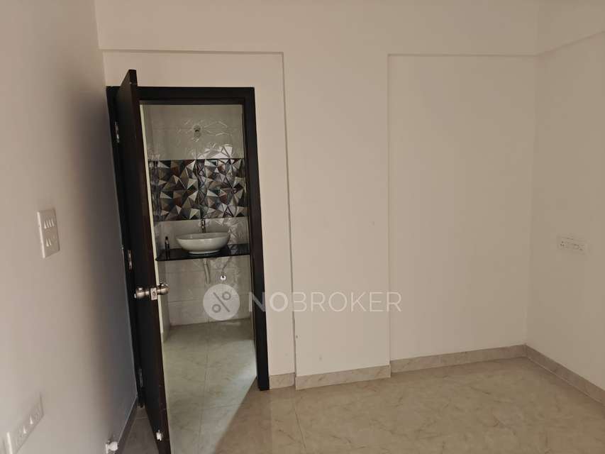 2 BHK Flat In Solitaire Residency for Rent  In Rahatani