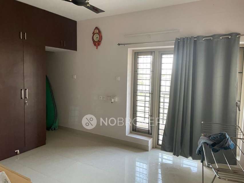 Shared Room for Male In 3 BHK  In Dabc Camellia In Polachery