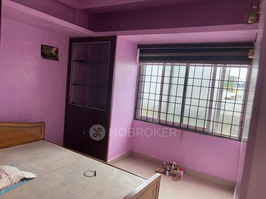 2 BHK Flat In Standalone Buliding  for Rent  In Teynampet