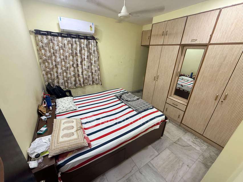 Shared Room for Male In 3 BHK  In Lotus Rkdya Apartment In Kondapur