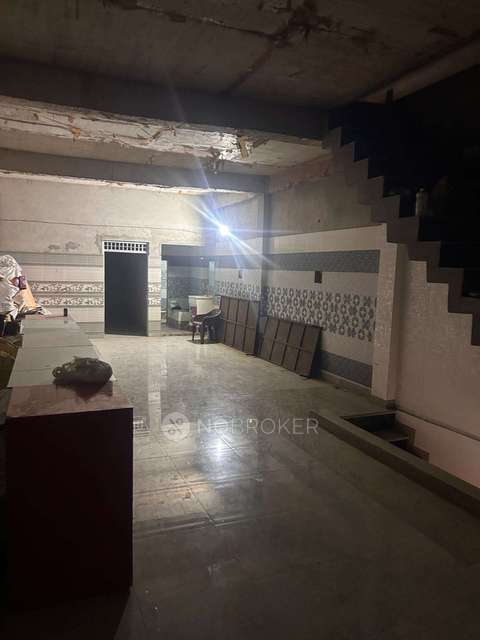 Showroom in Sector 29, Delhi for sale 
