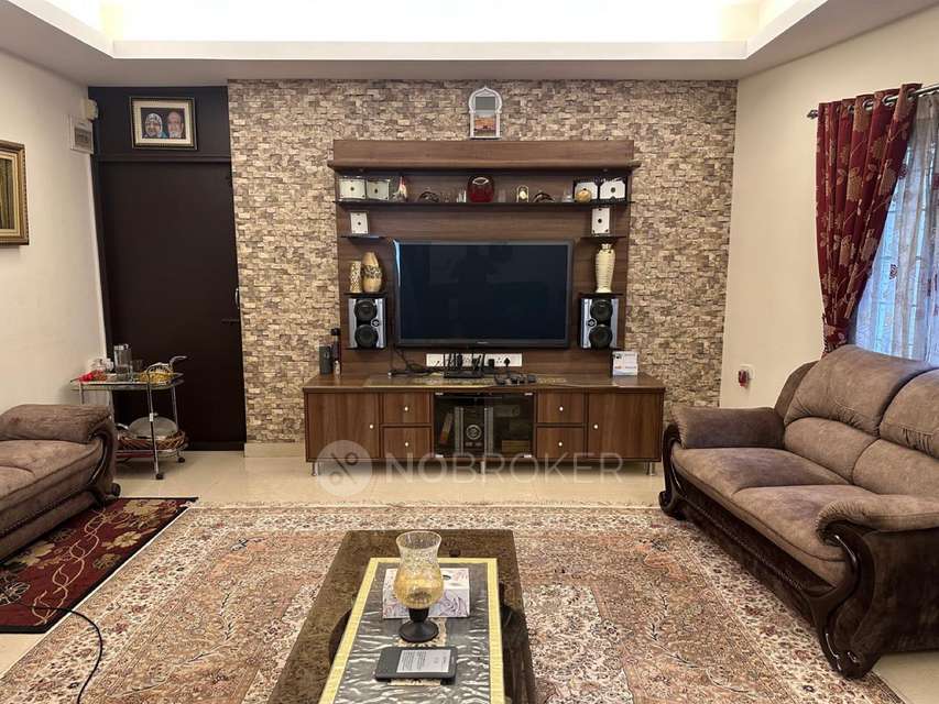 4 BHK Flat In Campbell Road  For Sale  In Campbell Road