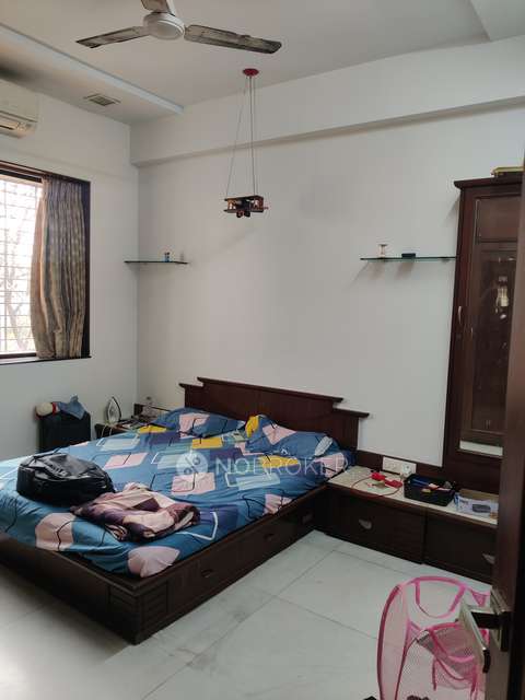 Single Room for Female In 2 BHK  In Shan Bhagh In Wadala