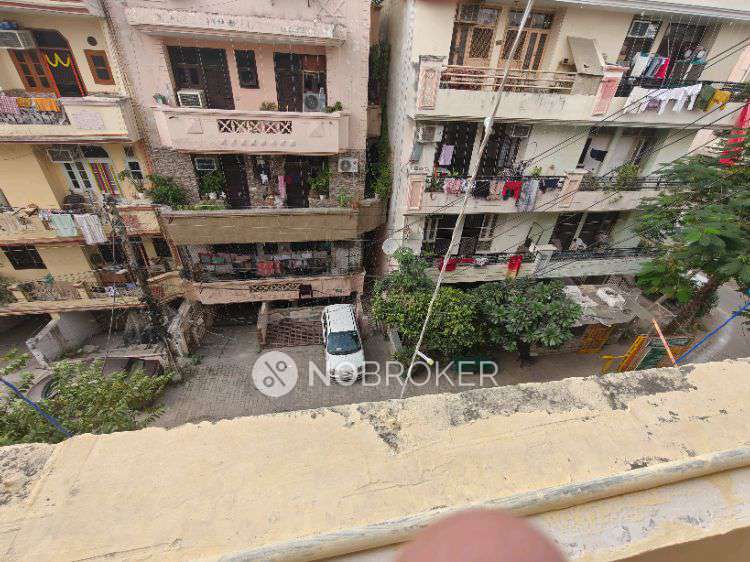 1 BHK Flat In Shiv Kripa Apartment, Vaishali, Sector 2 for Rent  In 652a, Sector 2a Rd, Block C, Sector 2, Vaishali, Ghaziabad, Uttar Pradesh 201019, India