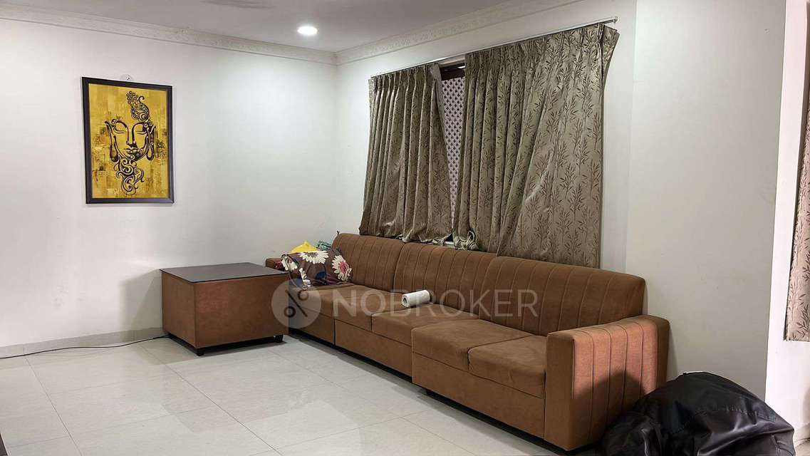 Single Room for Female In 3 BHK  In Standalone Building  In Financial District