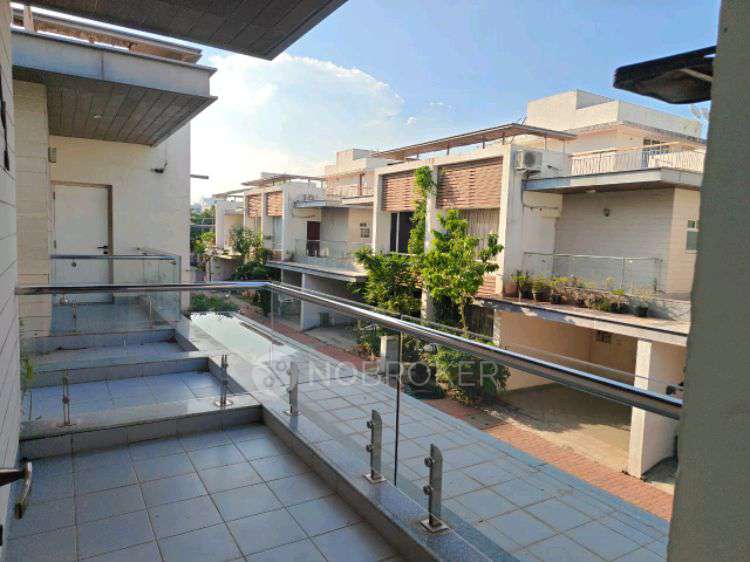 3 BHK Villa In Radiance Lakefront For Sale  In Villa-23, Radiance Lakefront, Karapakkam, Chennai, Tamil Nadu 600097, India