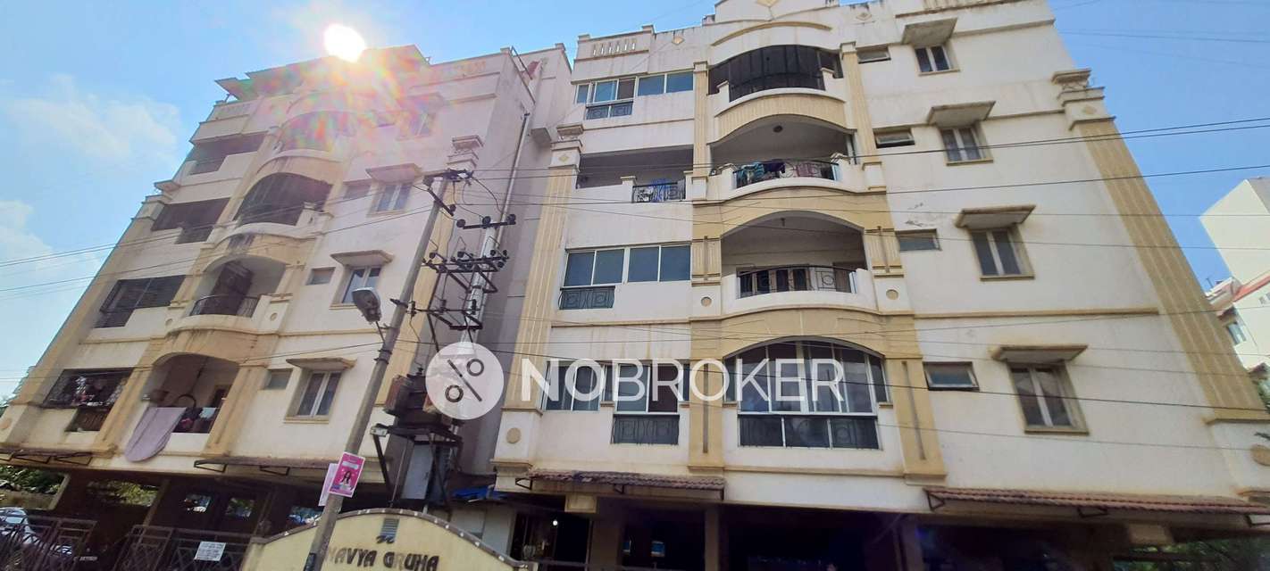 Single Room for Male In 3 BHK  In Navya Gruha In Bellandur