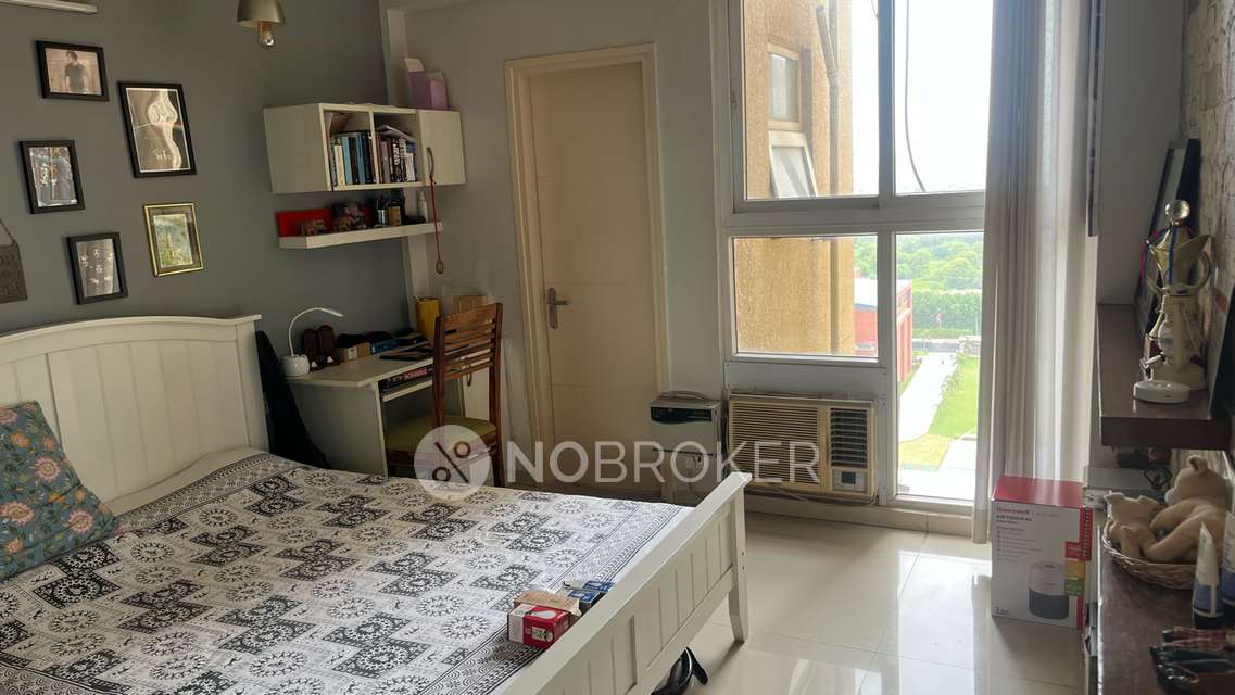 3 BHK Flat In Tulip Violet For Sale  In Sector 69
