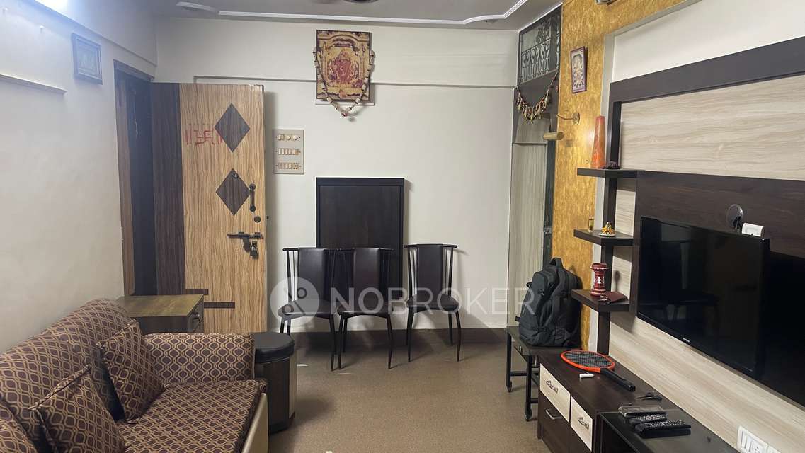 1 BHK Flat In Near Asian Bakery Kandivali West for Rent  In Kandivali 