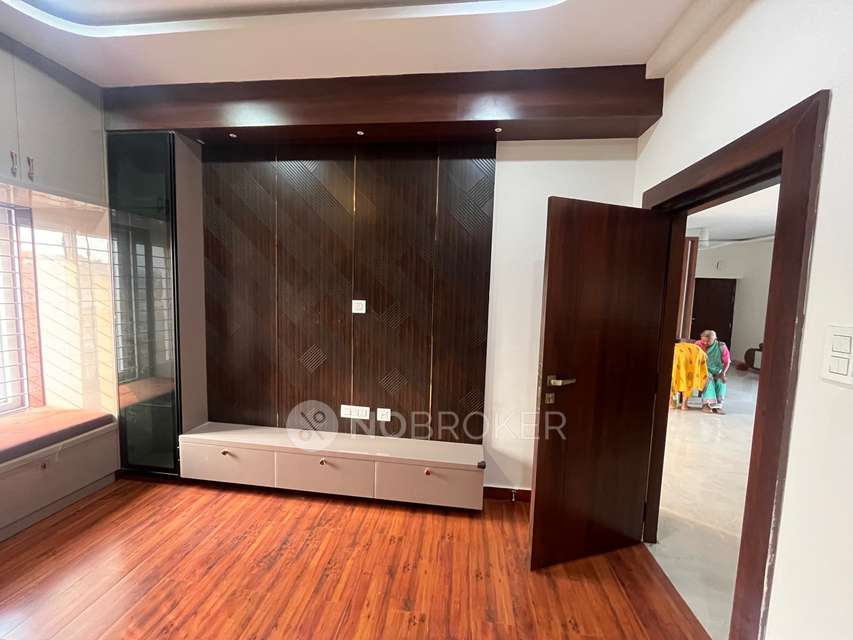 2 BHK Flat In Prajay Dk Enclave for Rent  In Kismatpur, 