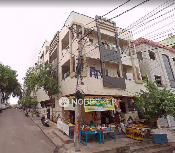 2 BHK Flat In Padmavathi Nilayam  For Sale  In Venkateswara Colony, Kothapet