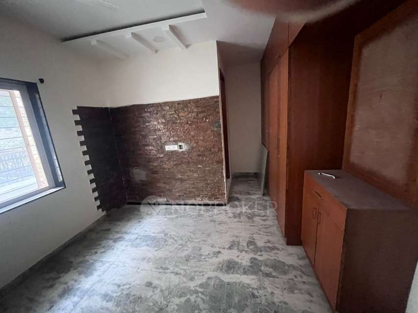 Office Space in Banjara Hills Nbt Nagar Road 12, Hyderabad for Rent 