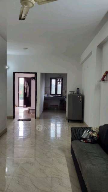 Single Room for Male In 3 BHK  In Satguru Apartment Sector 110 In Sector 110a