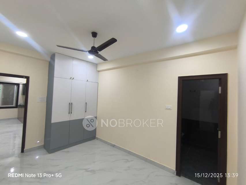 3 BHK Flat In Golden Pavilion for Rent  In  Madhapur