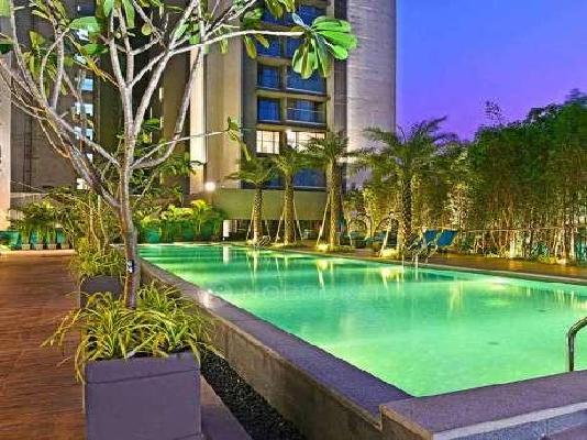 2 BHK Flat In Rustomjee Paramount For Sale In Khar West