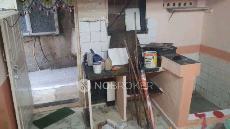 1 RK Flat In Bhandarwada for Rent  In Dr. Geeta Dalal Clinic