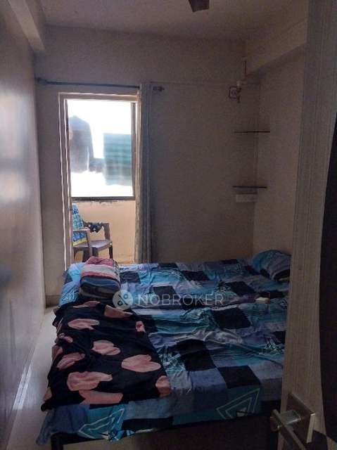 Single Room for Male In 2 BHK  In Mundada Building,opposite To Nath Audio,near Pawar Hospital,dhankawadi,balaji Nagar In Nath Audio Systems