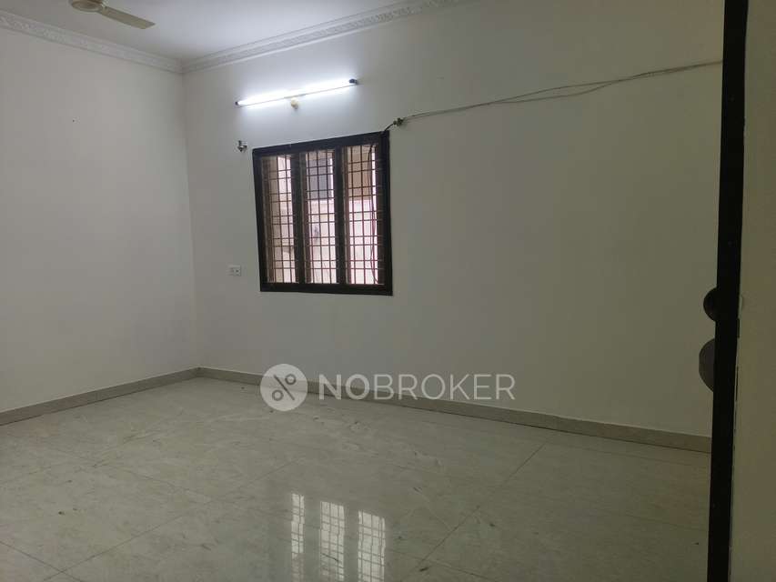 3 BHK Flat In Gruhalakshmi Lake View  For Sale  In Miyapur