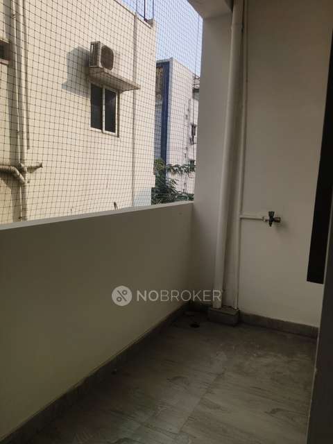 3 BHK Flat In Gruhalakshmi Lake View  For Sale  In Miyapur