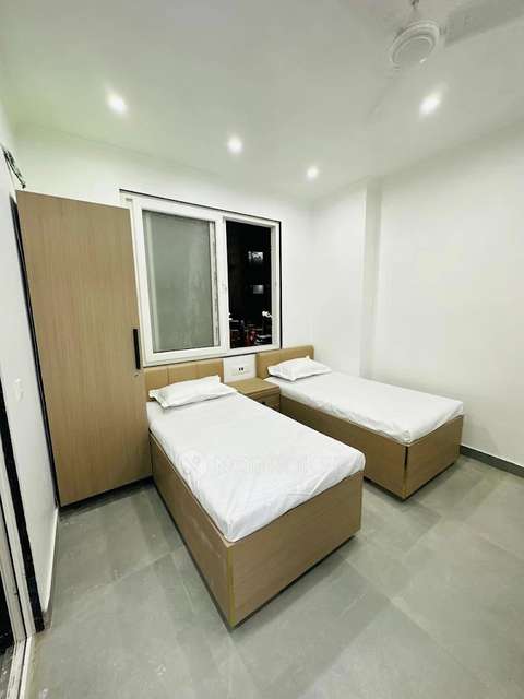 PG for Girls in Karol Bagh