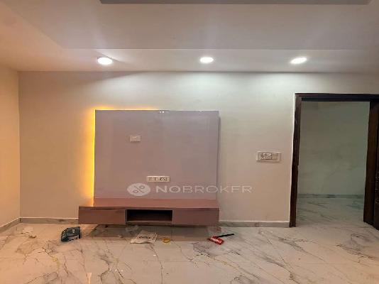 2 BHK Flat For Sale  In Janakpuri