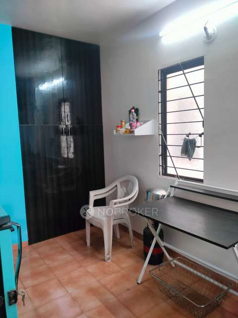 1 BHK Flat In Dhruv Darshan Society, P Buidling for Rent  In Dhurv Darshan Building P-1