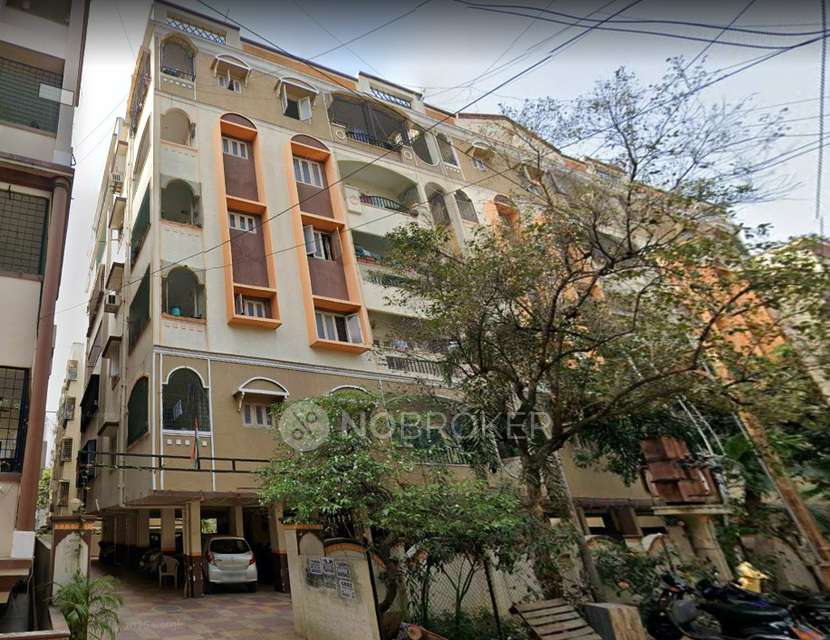 3 BHK Flat In Archana Towers , Kphb Colony 6th Phase for Rent  In Kukatpally