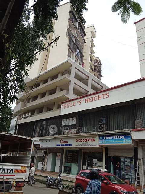 1 RK Flat In Triple S Heights For Sale  In Malad West
