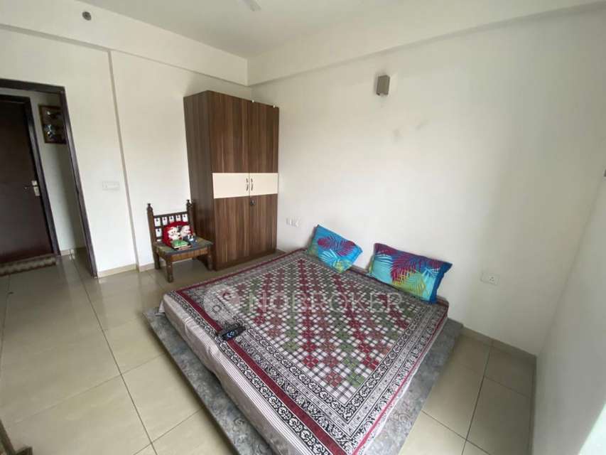3 BHK Flat In Gulshan Ikebana for Rent  In Sector 143