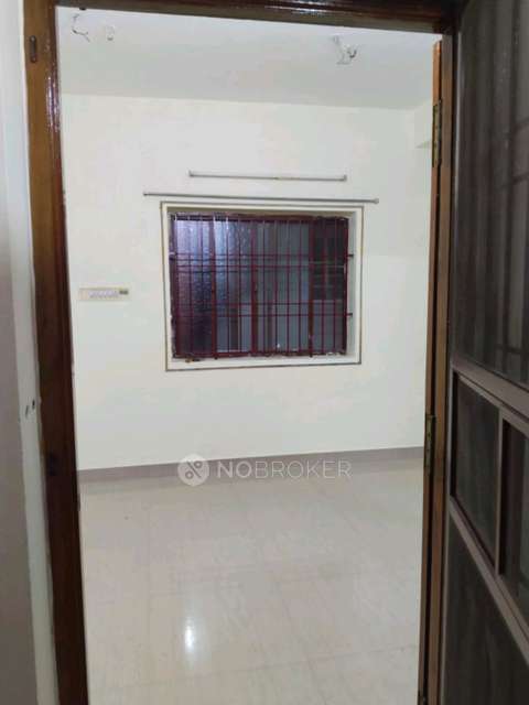 1 BHK Flat In Vigneswara Dhanalakshmi Appartment Urapakkam For Sale  In Emmanuel Matriculation School