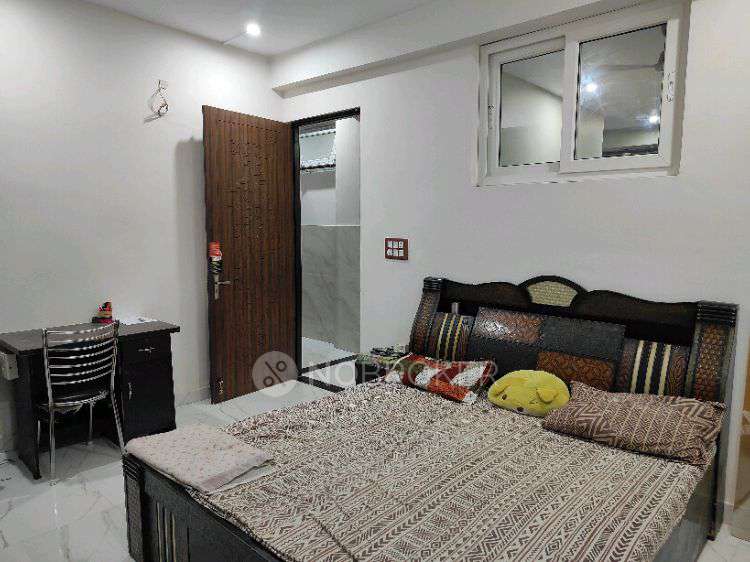 PG for Girls in Pratap Vihar