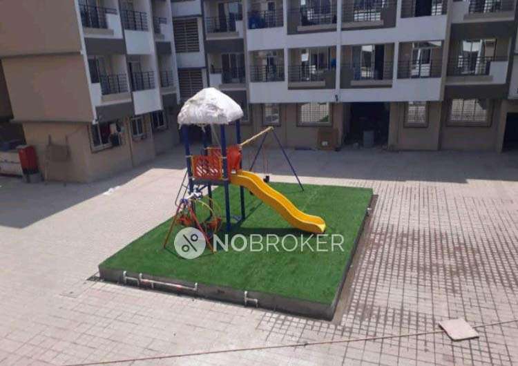 1 BHK Flat In Nakshtra Residency For Sale  In  Makane Kapase 