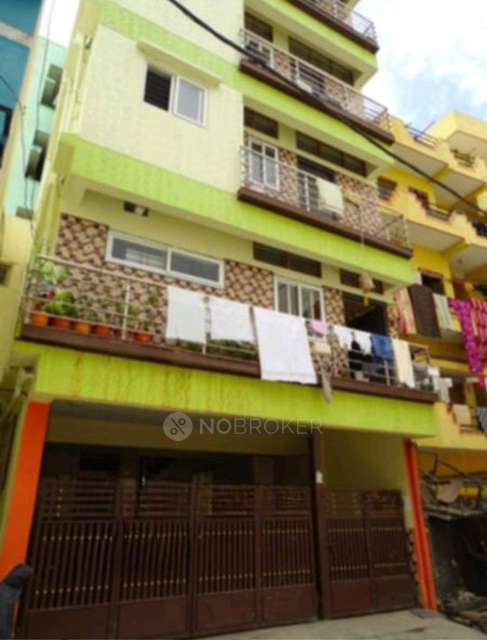 1 BHK Flat In Standalone Building  for Rent  In Koramangala