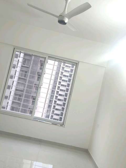 2 BHK Flat In Kolte Patil Little Earth for Rent  In Kiwale