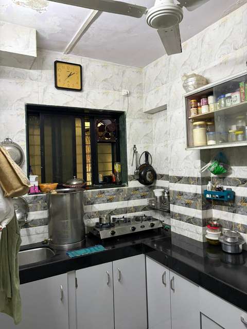 2 BHK Flat In Azra Apartment, Mumbra For Sale  In Sumaiya High School & Jr. College