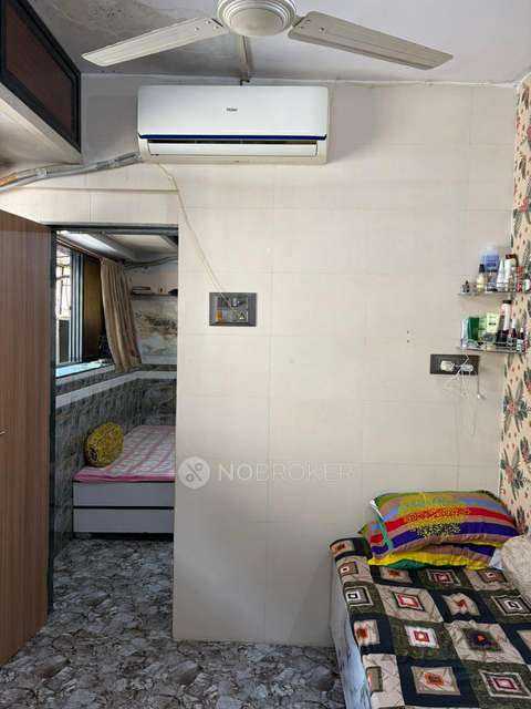 2 BHK Flat In Azra Apartment, Mumbra For Sale  In Sumaiya High School & Jr. College