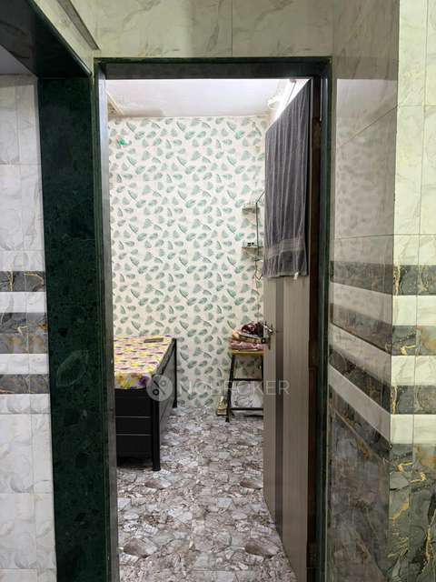 2 BHK Flat In Azra Apartment, Mumbra For Sale  In Sumaiya High School & Jr. College