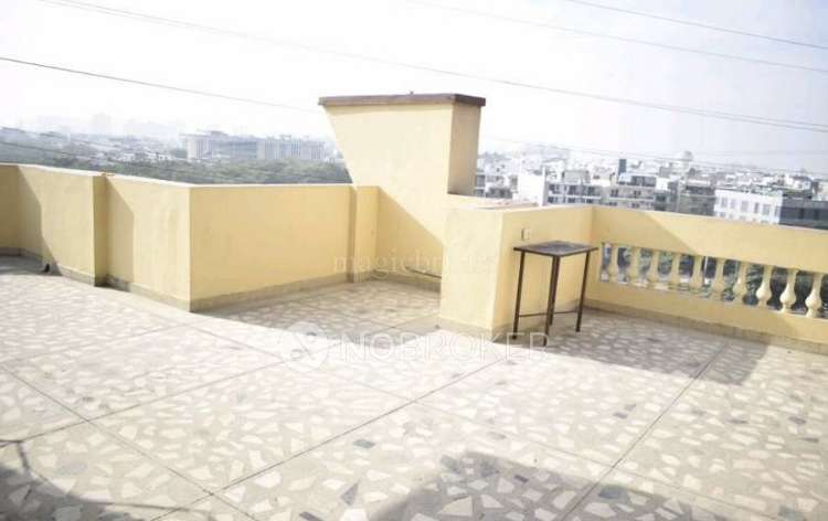3 BHK Flat In Kiran Residency, Sector 56 for Rent  In Sector 56