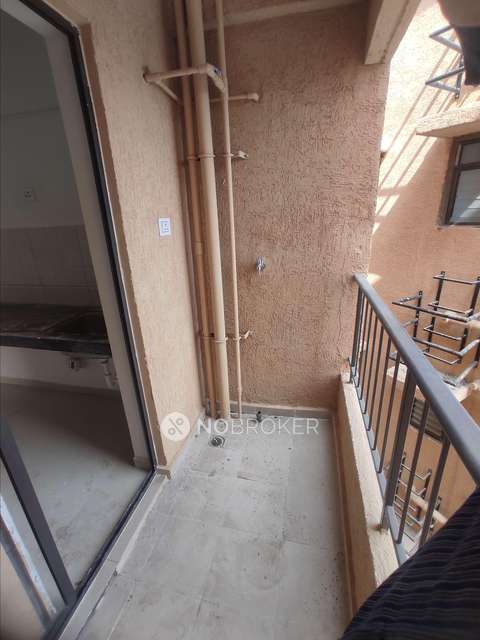 2 BHK Flat In Shapoorji Pallonji Joyville  for Rent  In Hadapsar