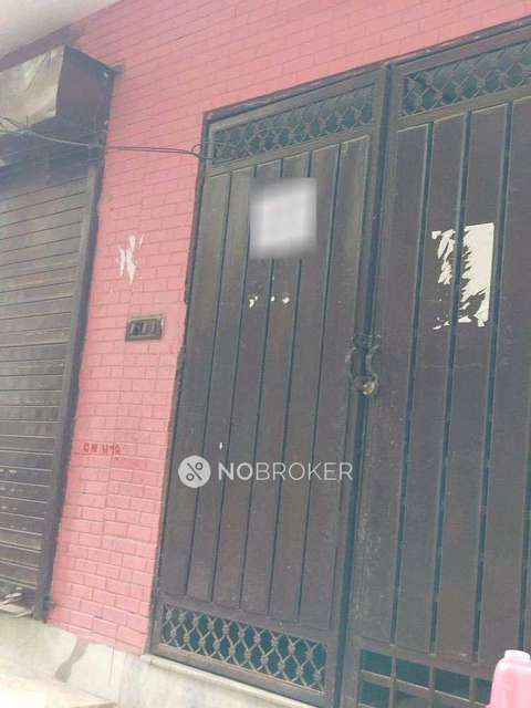 Godown/Warehouse in Ashok Nagar, Noida for Rent 